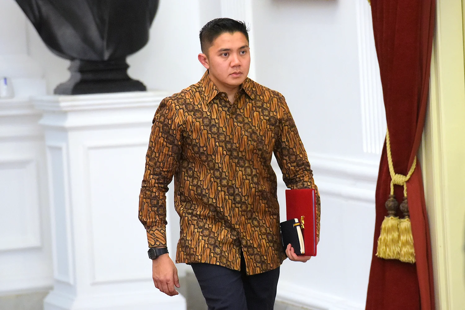 Di Balik Angka Serapan 30%: Menelanjangi Lingkaran Setan Eksploitasi Terselubung Berkedok Pemagangan